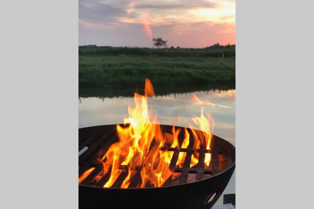 Romantic Dutch Hideaway Jisp Luaran gambar